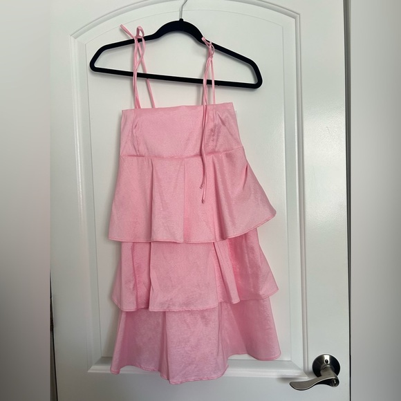 Show Me Your MuMu Meet Cute Pink Tiered Mini Dress size small NWOT - Picture 6 of 10